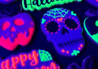 glowing cookies for halloween